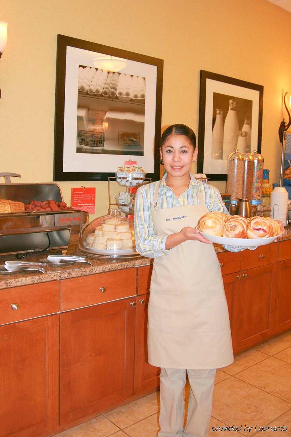 Hampton Inn & Suites Parker Restaurant bilde